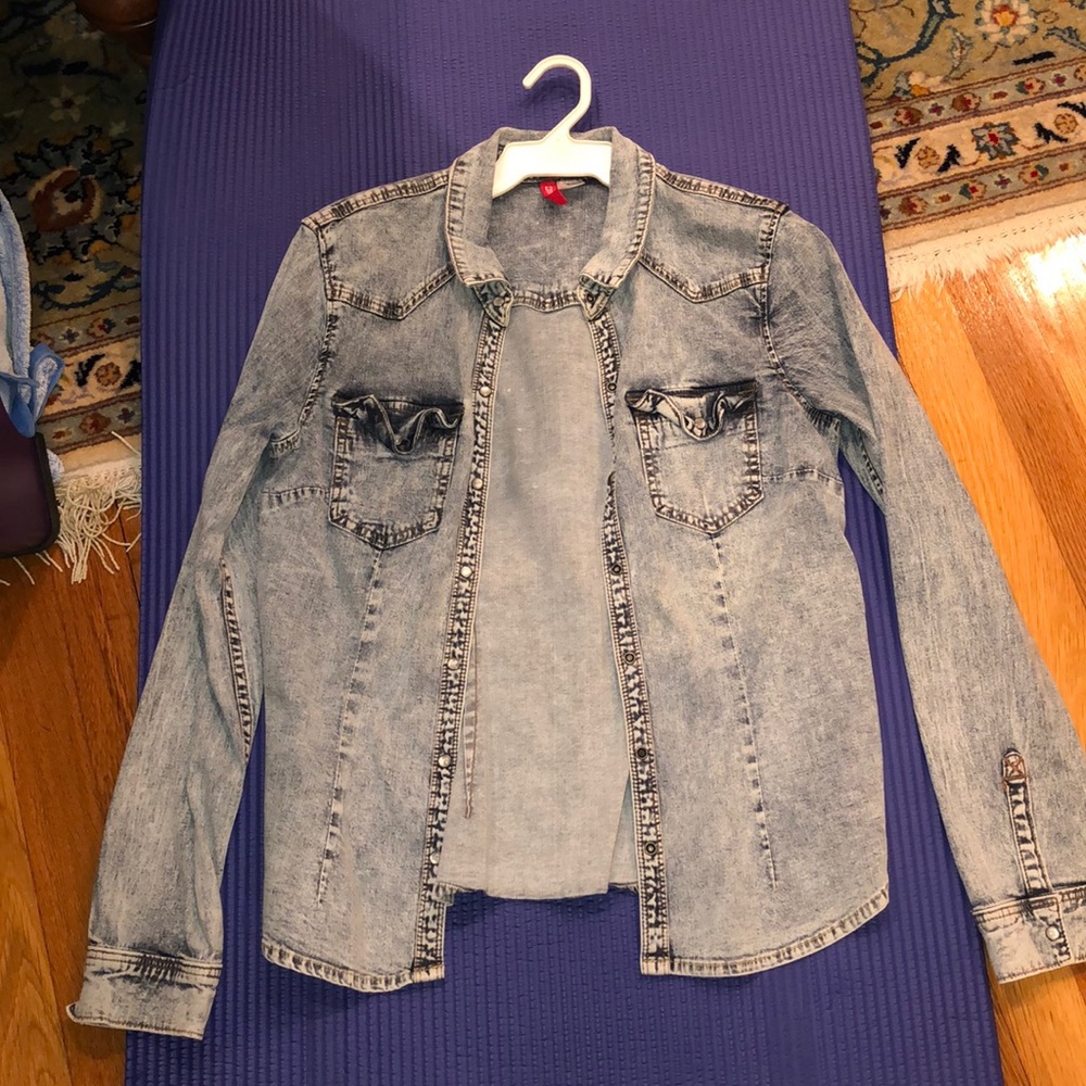 H&M Long Sleeve Faux Denim Button Down Shirt